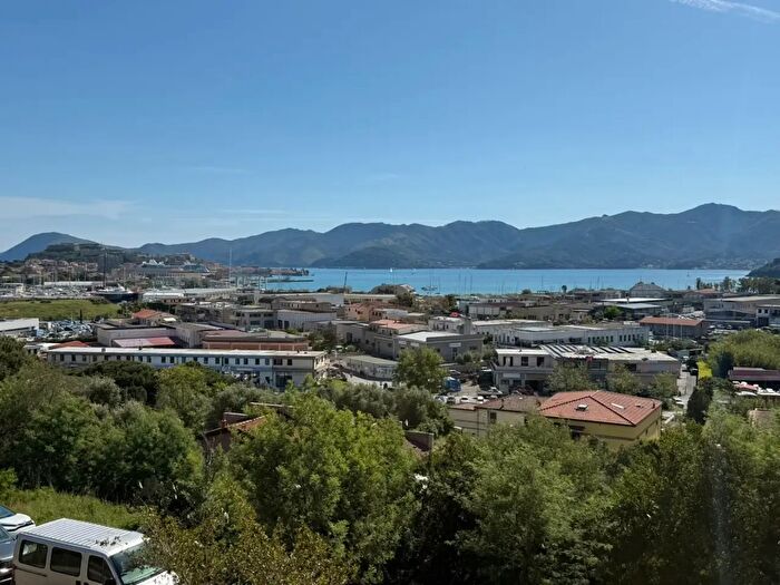 Appartamento bilocale in vendita in Portoferraio