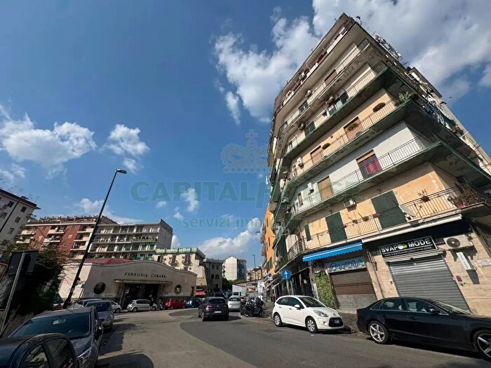 Appartamento bilocale in affitto in Via Andrea Doria, Napoli