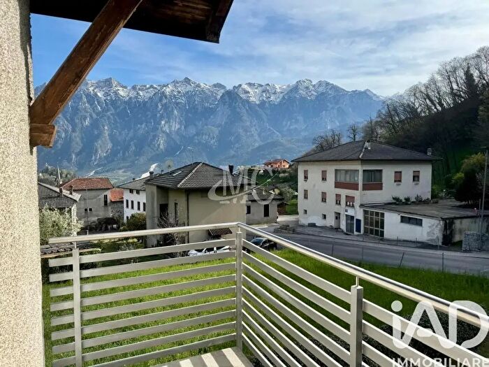 Casa con 5 locali in vendita in Via G Marconi Snc, Castel Ivano