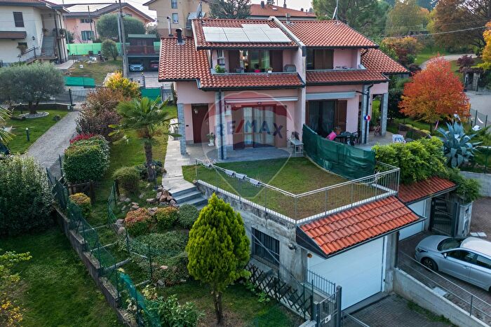 Casa trilocale in vendita in Via Milano b, Sumirago