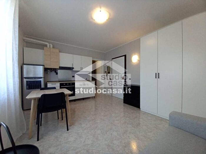 Appartamento monolocale in affitto in via Risorgimento, Orio al Serio