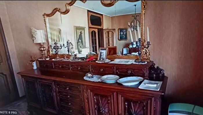 Appartamento con 5 locali in vendita in Via Rodolfo Montevecchio, Alessandria