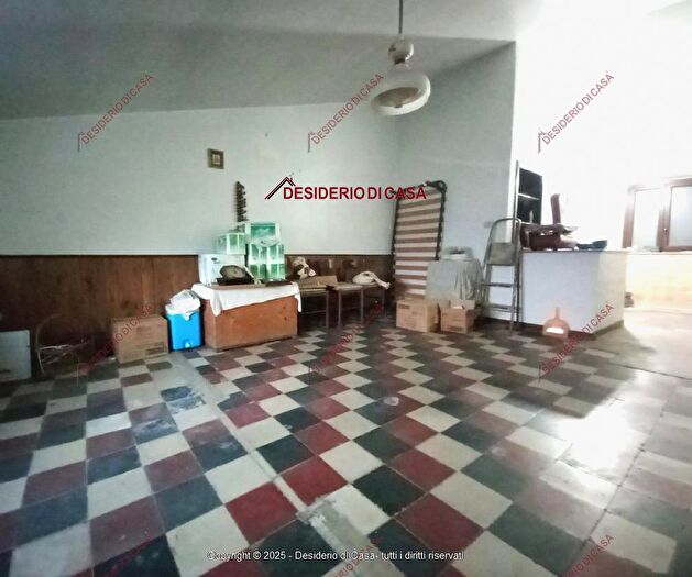 Appartamento bilocale in vendita in CSo Umberto I Petralia Soprana Pa Italia, Petralia Soprana