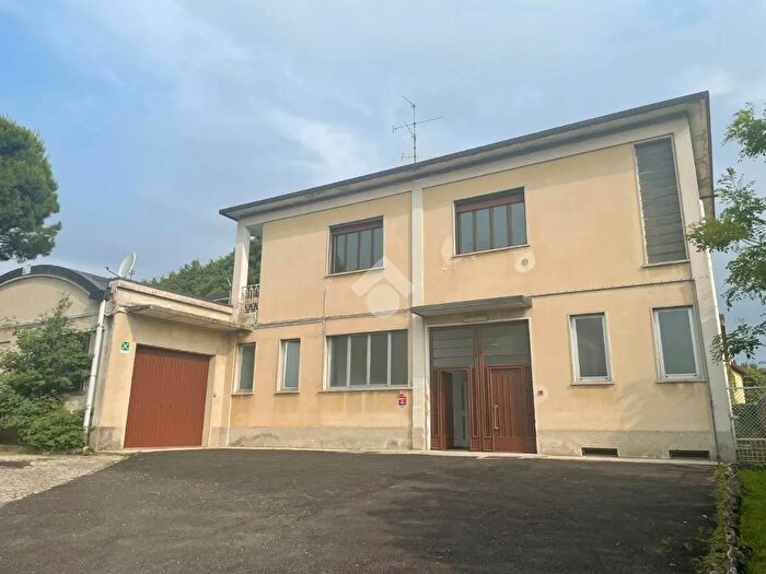 Appartamento in vendita in Via S Rocco, Casorate Sempione