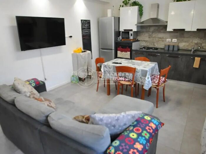 Appartamento bilocale in vendita in Cesate