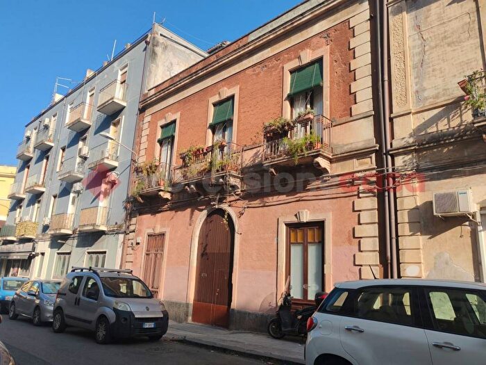 Appartamento bilocale in affitto in via dionisio motta, Centro Storico, Catania
