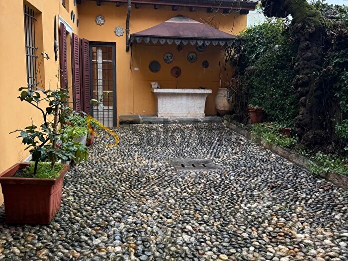 Appartamento trilocale in affitto in Via San Faustino, Brescia