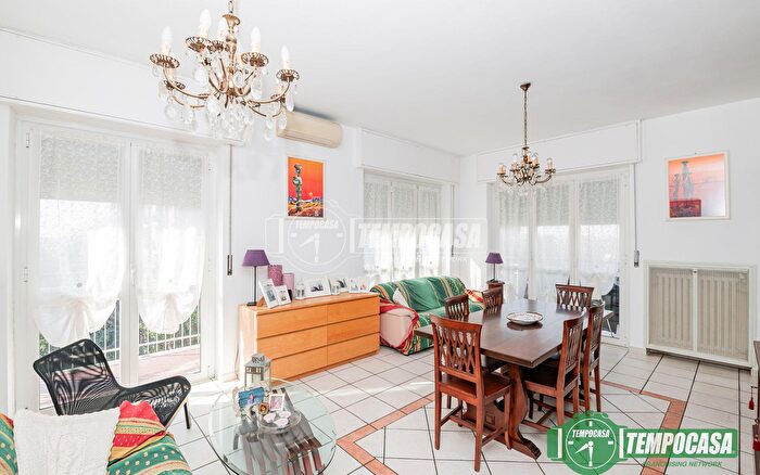 Appartamento trilocale in vendita in Via Giuseppe di Vittorio, San Donato Milanese