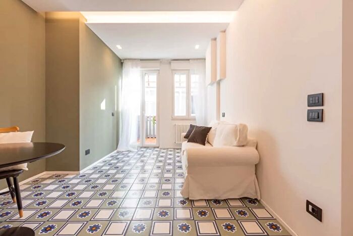 Appartamento monolocale in affitto in Via Marco Aurelio, Milano