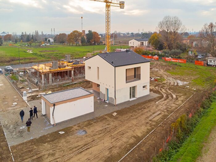 Case in Vendita e in Affitto - 3