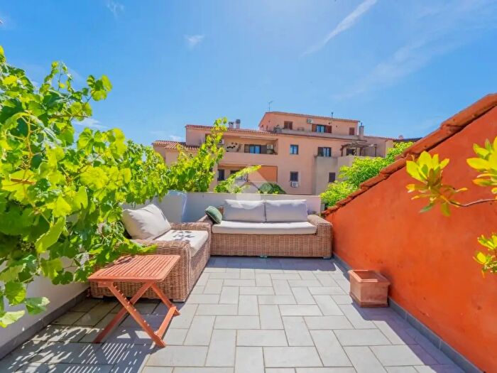 Casa trilocale in vendita in Via Porto Romano, Olbia