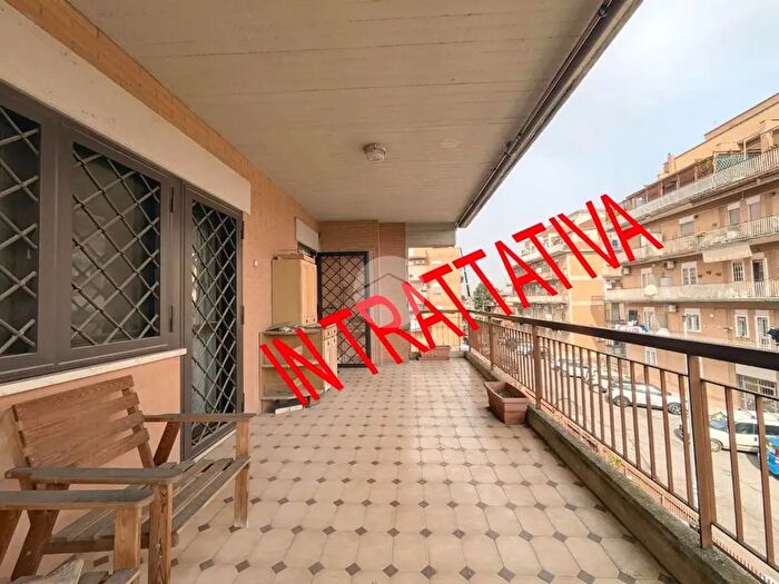 Appartamento trilocale in vendita in Largo Enrico Fermi, Ciampino