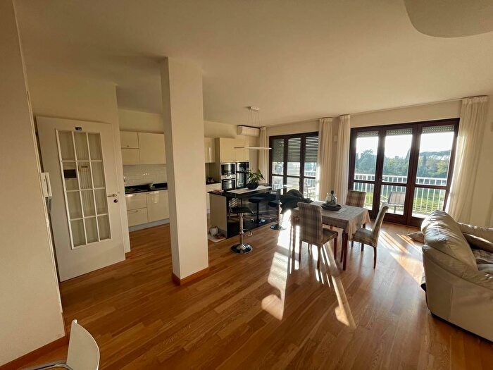 Appartamento con 5 locali in vendita in Sovicille