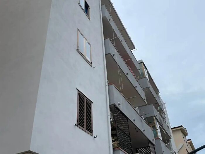 Appartamento con 5 locali in affitto in Via Miniera, Reggio Calabria