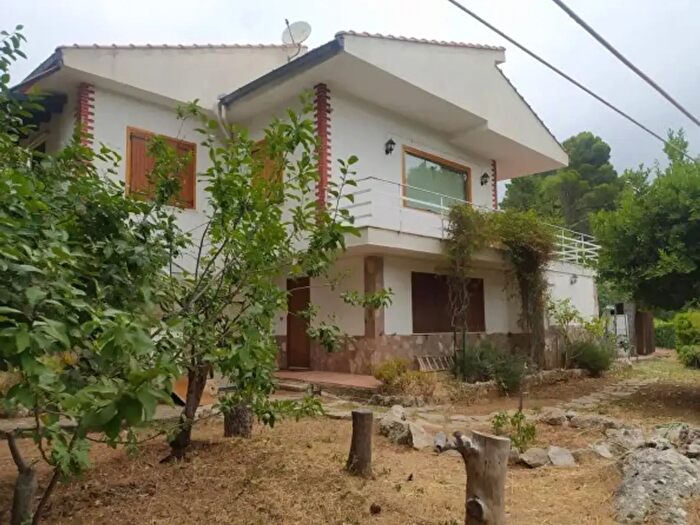 Casa con 6 locali in vendita in Monreale