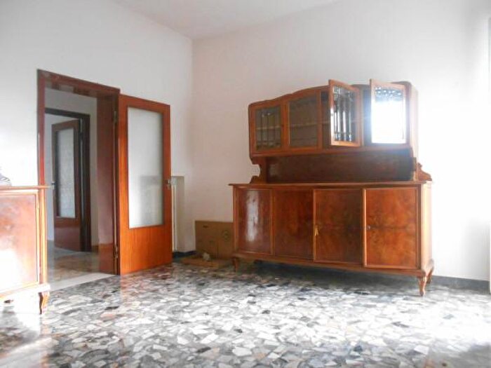 Appartamento con 5 locali in affitto in Via Arzelio Felcini, Jesi