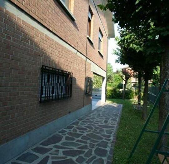 Casa in vendita in Reggio Emilia