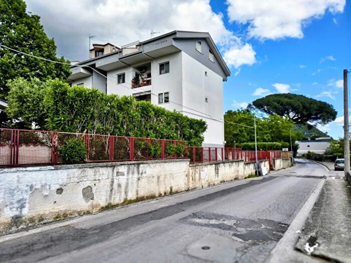 Appartamento con 5 locali in vendita in Via Le Noci, Sarno