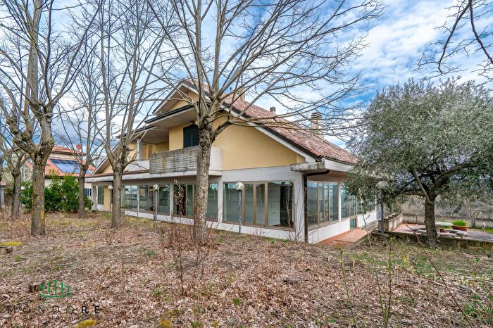 Casa con 7 locali in vendita in Via G Tomasi, Monte San Pietro