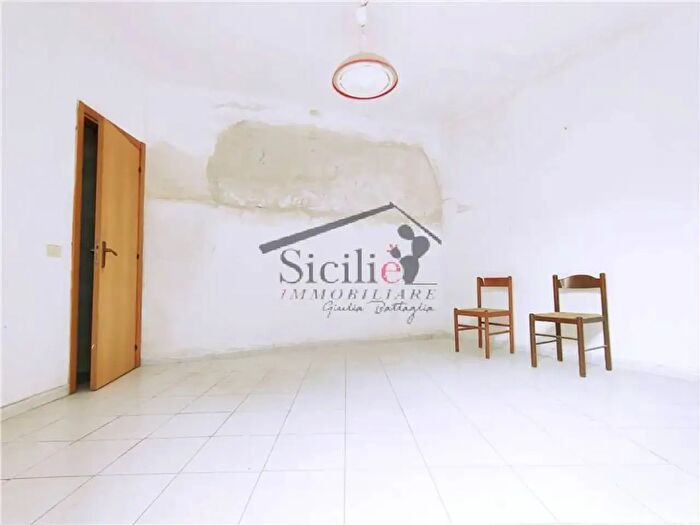 Casa trilocale in vendita in Scicli