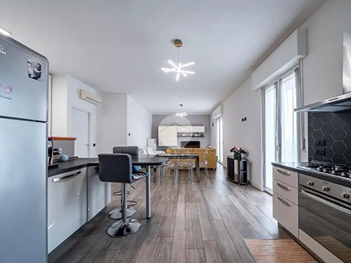 Appartamento quadrilocale in vendita in Via Vittorio Veneto, San Martino Buon Albergo