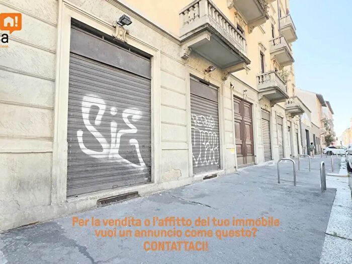 Appartamento trilocale in vendita in Via Chavez, Milano