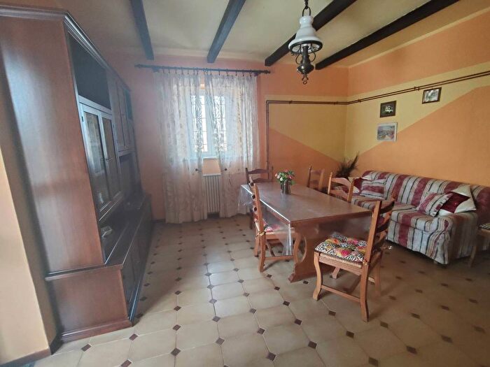 Casa con 5 locali in affitto in Castel San Giovanni