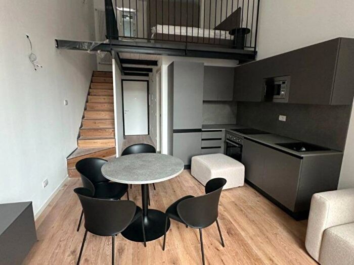 Appartamento bilocale in affitto in Via Semplicità, Dergano, Milano