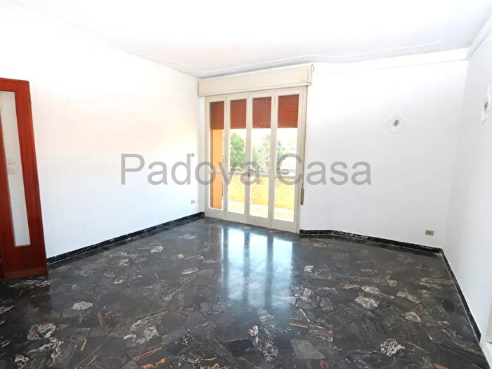 Appartamento quadrilocale in vendita in Padova