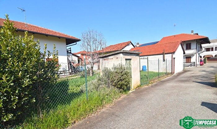 Case in Vendita e in Affitto - 2