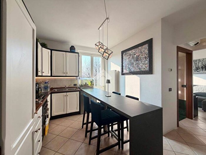 Appartamento bilocale in affitto in Via Don Vittorio Castello, Sona