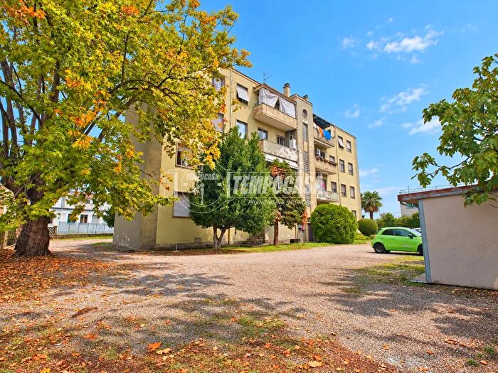 Appartamento quadrilocale in vendita in Novara