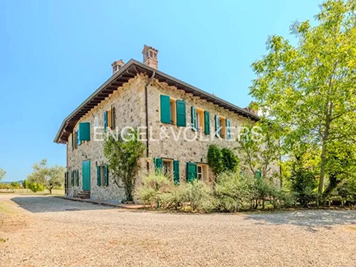 Casa con 6 locali in vendita in Via Campomaggiore, Valsamoggia