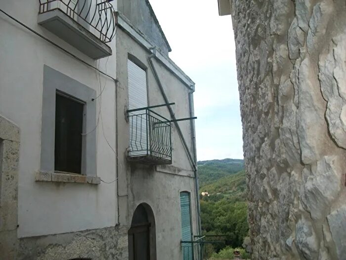 Casa trilocale in vendita in Pennadomo