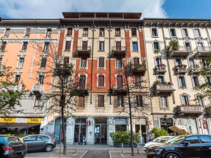 Appartamento bilocale in affitto in Via Garigliano, Isola, Milano