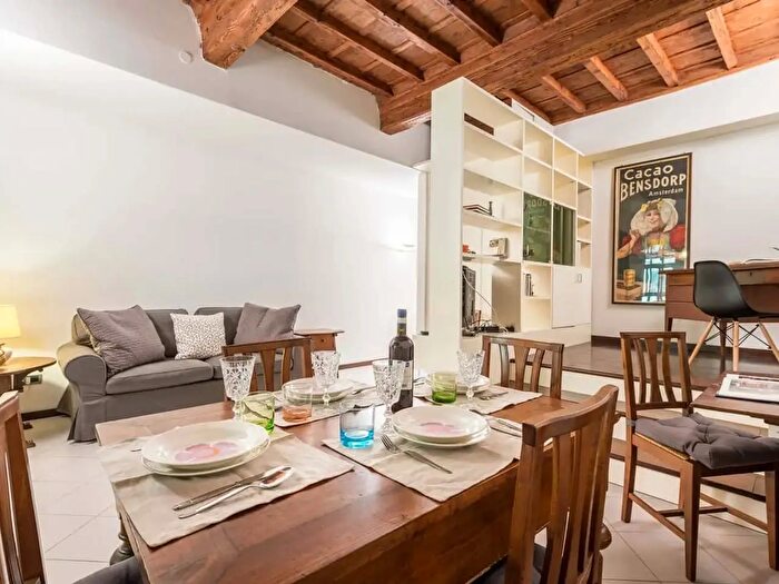 Appartamento monolocale in affitto in Firenze