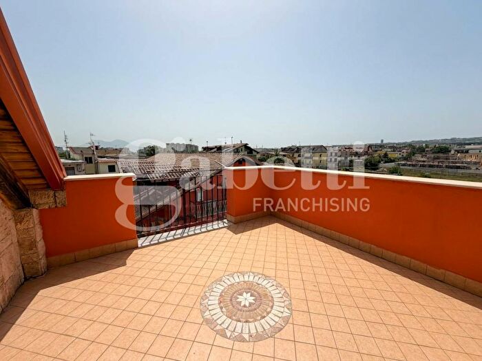 Casa trilocale in affitto in Via Ottaviano, Centro, Mugnano di Napoli