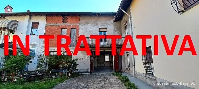 Appartamento in vendita in Azzate Varese Lombardia Italia, Azzate