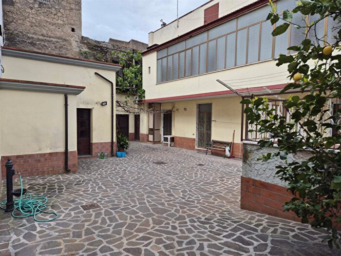 Casa con 5 locali in vendita in Via Roma, Roccapiemonte