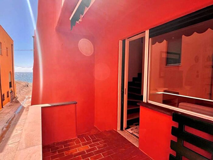 Appartamento quadrilocale in affitto in Via Aurelia, Varigotti, Finale Ligure