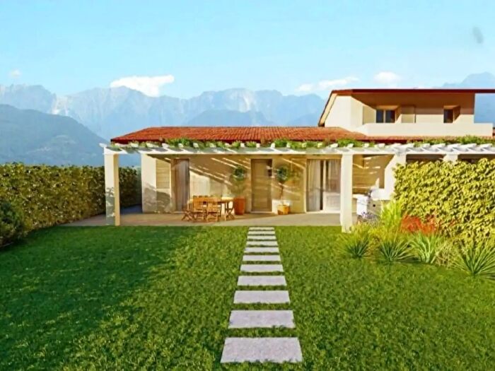 Casa con 5 locali in vendita in Iume, Massa