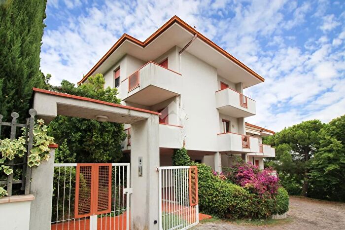 Appartamento quadrilocale in vendita in Via Abruzzo, Fermo