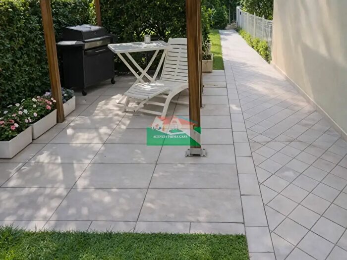 Casa con 5 locali in vendita in Via degli Aironi, Ravenna