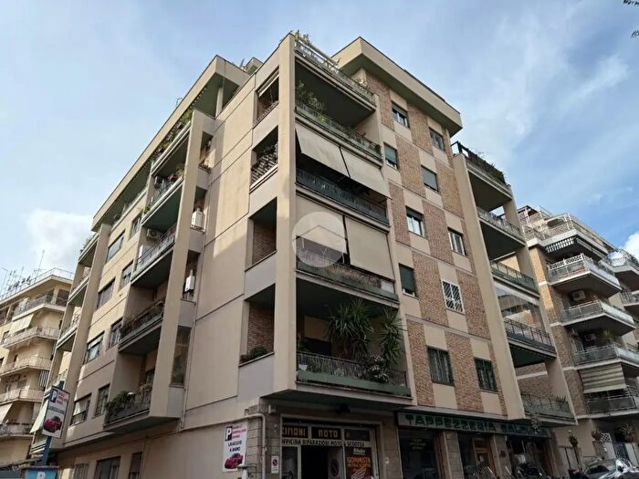 Appartamento quadrilocale in vendita in Via della Balduina, Roma