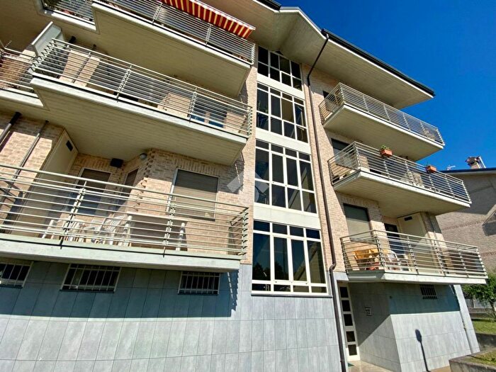 Appartamento bilocale in vendita in Via San Francesco da Paola, None