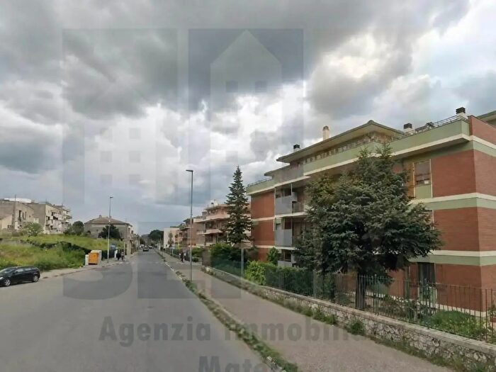 Appartamento con 7 locali in affitto in Via Cappuccini, Matera