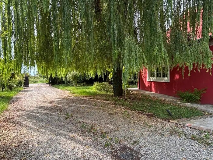 Casa con 5 locali in vendita in Lendinara