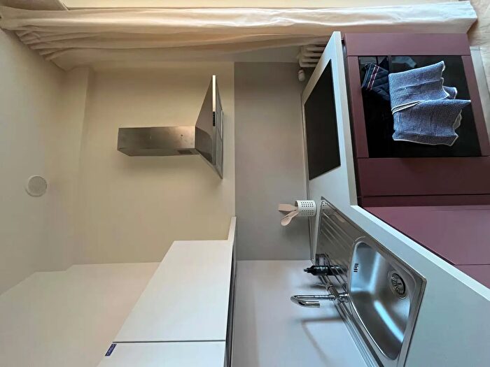 Appartamento monolocale in affitto in Via Milazzo, Bologna