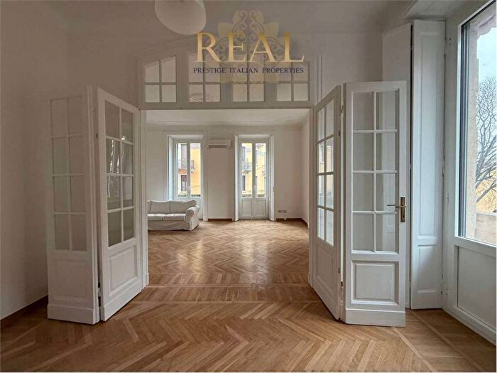 Appartamento con 6 locali in affitto in Via augusto anfossi, Cadore, Milano