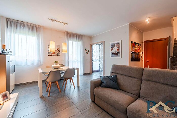 Appartamento trilocale in vendita in Via Giuseppe Ripamonti, Milano